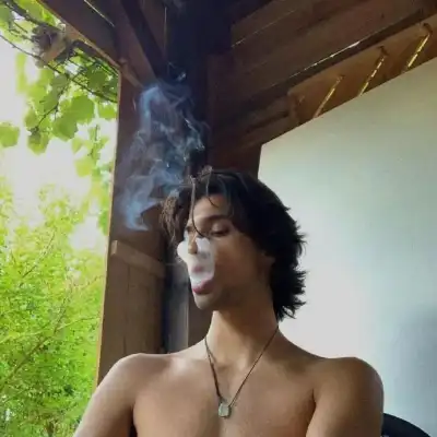 吕小宸 吕小宸